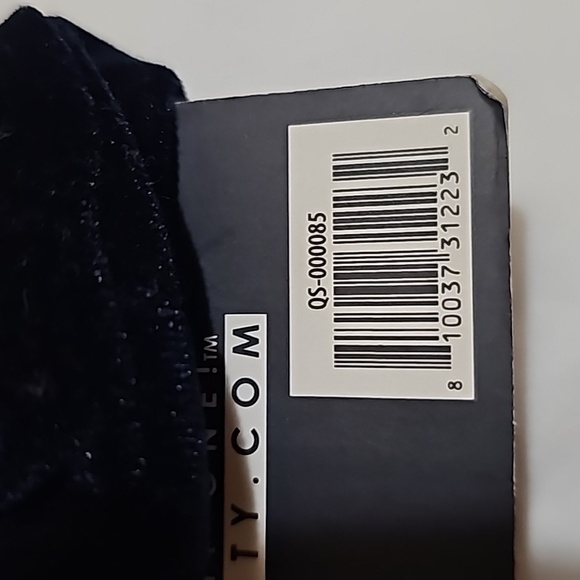 Packed Party Days of the Week Scrunchie Set in a Variety of Colors and Materials - Picture 6 of 6